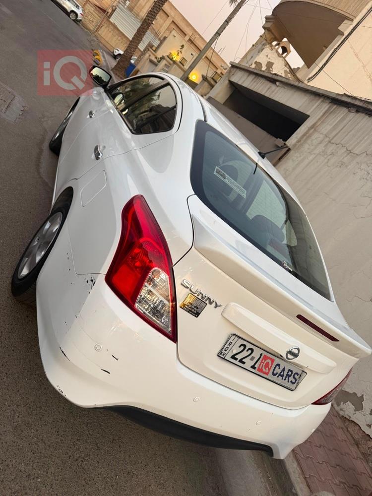 نيسان صني